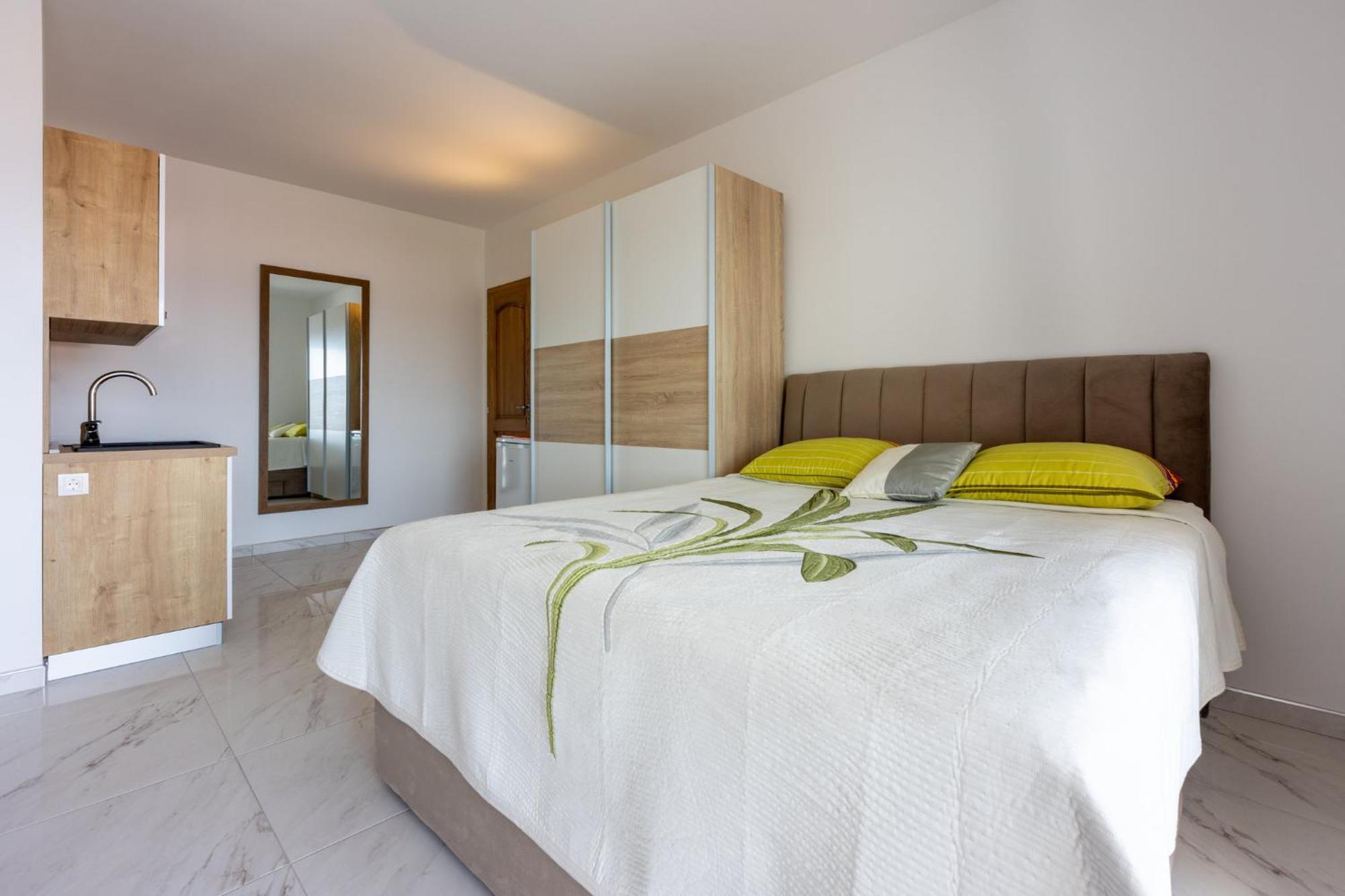 Apartments Sunshine D Crikvenica Exterior foto